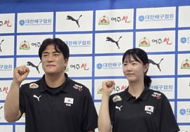 チャ・サンヒョン監督「女子バレーボール代表チームは危機だが、最後には良い結果を出す」 [バンイドン現場]