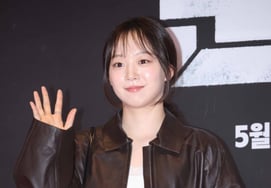 Chun Seo-ah's 'Cute Smile' [★Photo]