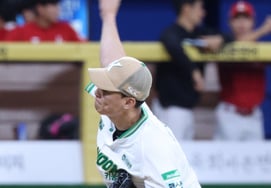 [フォト] キム・ソンジン「殴られても正面勝負」