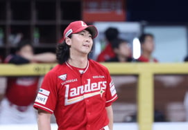 [フォト] 文承元「アン・チホンに合うなんて」