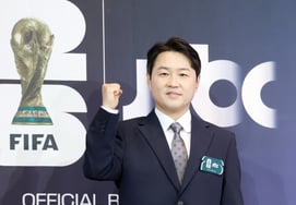 チョン・ヨンゴムキャスター、信頼できる正確な中継 [★フォト]