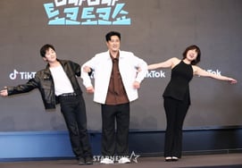 DinDin, Ahn Jung-hwan, and Lee Eun-ji 'Talk Battle Show TikitaKa Show, Please Look Forward to It' [★Photo]
