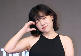 Lee Eun-ji: 'lindo corazón con pestañas' [★Fotos]