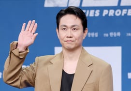 《50%专业》吴政世:"拍动作戏时肌肉结块受伤……现在比任何人都健康。"