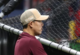 [Photo] Coach Lee Yong-gyu 'scolding with a glance'