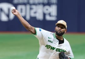 [Foto] Alcantara apunta a su cuarta victoria