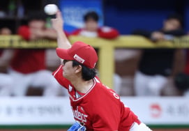 [Foto] Lee Geon-wook: «Debo romper la racha de derrotas»