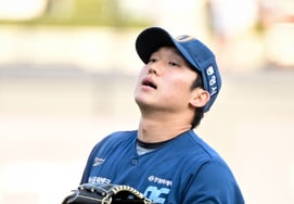 "Choo Chang-mo no genera dudas". Sin embargo, su peor actuación: '2⅔ entradas, 9 carreras permitidas' → ERA se dispara a 4.47 [En el lugar de Suwon]