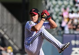 "5 salvos consecutivos → ERA 1,23": el efecto del cerrador Son Ju-young supera las expectativas. Los propios jugadores lo reconocen: "Me siento más cómodo con un cierre individual que con un cierre grupal".