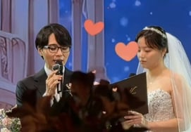 "黑白"南道型配音演员，23日与《全知干预视角》的经纪人结婚...任英雄→冷静男★宴会宾客 [Star Issue]