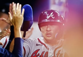 'How could this be?' Kim Ha-seong also excluded from starting lineup against Washington Nationals... Dropped from roster despite '3G' consecutive hits