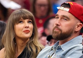 "Oh my," Swift, blushing as her boyfriend appeared on the jumbotron, covering her face and laughing... Whether she liked it or not, 'NFL star' Kelly, after drinking beer, fell into a 'deep sleep'