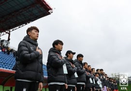 'Aiming for the Olympic Finals' Kim Eun-jung's Squad, First Roster Confirmed... 'Star Award' Winners Jung Ma-ho and Son Seung-min Selected [Official Announcement]