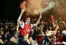 Крупнейший спортивный экспортер XXI века EPL стремится завоевать путевку на три крупнейших чемпионата Европы [Спортивная культура и промышленность Ли Чонсона]