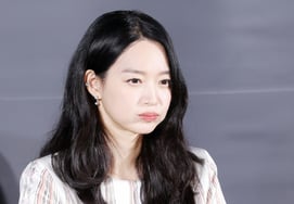 シン·ミナ、1人で2役→視力を失いつつある瞳の演技まで「真摯さ」 [瞳]