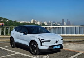 [Star Test Drive] An Unexpected Electric Vehicle Made by Volvo, the EX30