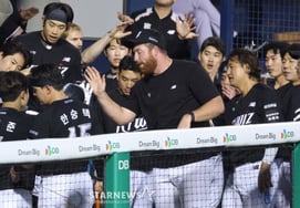 [フォト] チェ・ウォンジュン「ソロポを飛ばしてきました」'