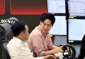 SK Hynix Enters the 1 trillion won Market Capitalization Club, Second After Three Major Transfers... Ranks 12th Globally
