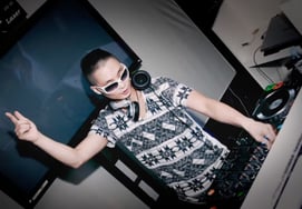 DJサイトニック、24日に逝去の報..「突然、私たちの側から去った」