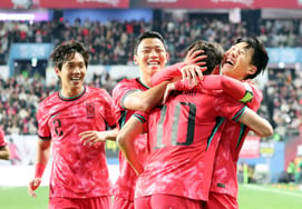 「韓国ワールドカップのベスト16予想が出た」「優勝国3回連続で正解した」独の経済学者の予測、日本はベスト8、優勝はオランダ