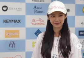Kong Seung-yeon, 'Grand Duchess' mention edited out on 'You Quiz on the Block'.. Heartfelt 1 million won donation delivered [Star Issue]