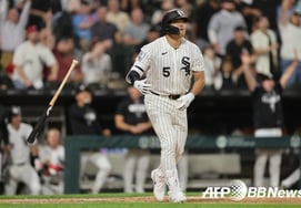Murakami hits 20th home run of the season, achieving the milestone before Ohtani and Judge! Leads AL with three consecutive home runs