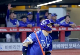 [Chụp ảnh] 'Cái này đi rồi'   Choi Hyung Woo trong phim Vượt rào