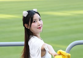 [Foto] Woo Hye-jun se une al «juego de los conejos»