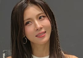 Ha Ji Won từ bỏ tất cả các tiêu đề về tuổi tác, kinh nghiệm và sự nghiệpsự chân thành giữ lời hứa [Star Issue]