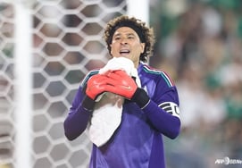 'Stumbling' Hong Myung-bo's toughest World Cup opponent, Mexico, struggled against Australia → 'Corner kick winner' 1-0 narrow victory "Spirit was good, but..."