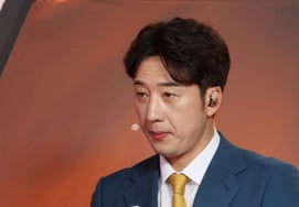 イ・テクンの決意表明「ヒーローズは一体何の野球をしたいのか」