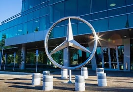 Benz, Held Back by Chinese Stake, Faces Risk of Expulsion from the U.S.