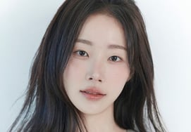Chae Won Bin thẳng thắn xin lỗi tiền bối vì từ khóa 'con gái của Han Suk Kyu' [Phỏng vấn ③]