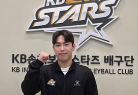 "Desde la primaria ya donaba" El joven de 19 años, el más pequeño de KB, sueña con ser titular en la posición de líbero [Entrevista en Suwon]