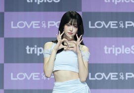 トリプルエスのリン「完璧な美貌」 [★フォト]