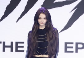 Ella chia sẻ về ca khúc chủ đề 'Tirori' với hương vị đáng sợHip hop cổ điển kiểu Miao