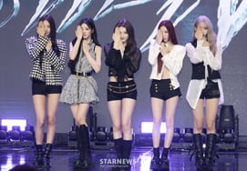 MEOVV's 'Unique Visuals' [★Photos]