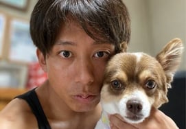 "Además de mí, otras 6 personas consumieron drogas": el jugador japonés injustamente expulsado, que en lugar de arrepentirse, se convierte en creador de contenido en TikTok y recibe "estrellas virtuales", diciendo: "Quiero volver a jugar al béisbol"