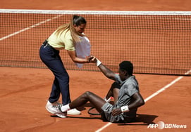 «Debería haberlo hecho un hombre»: jugador del Abierto de Francia fue multado con 100 millones de wones por menospreciar a una árbitra mujer; perdió el 40% de su premio en efectivo.