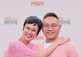 'Precious Family' Park Mi-seon, at the press conference: "Aww, so cute~" praised..♥Lee Bong-won 'rubbing cheeks' storm of cuteness