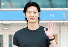 Park Seo-joon 'I'll be back' [★Photo]