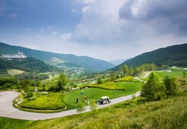 Gangwon Land organiza la 27.ª Copa del Rector de la Universidad Kyung Hee de golf