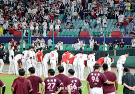 "本垒打4次"冲击13连败的SSG，领先竞争→排名第9位面临下滑危机 Kiwoom队摆脱8连败的阴影