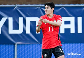 "Lee Dong-gyeong's beautiful shot" stuns Czech Republic... 'Even Mexico was surprised' by K League MVP's phantom free kick
