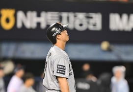 "主力后半段上场"的韩华队违规阵容，因9个空挥三振+斗山队的候补投手训练区斗志受阻