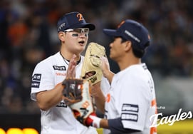 '¿Cómo es posible?' Kim Seo-hyun, tras someterse a la 'modificación de su estilo de lanzamiento', logra sin carreras en la Liga Futures... Pero ¿qué hacer con las 'bases por bolas+hits por pitch+lanzamientos salvajes'?
