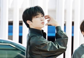 Zero Base One Park Gun Wook 'Trái tim bằng má' [★Ảnh]