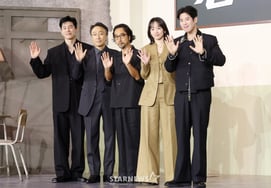 'True Education' Avengers Team Gathered [★Photo]