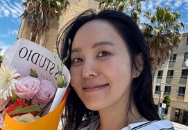 パク・ジユン、チェ・ドンソクの離婚後、国際学校の子を卒業させた.."お疲れ様、私自身" [スター・イシュー]