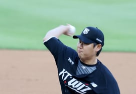 [相片儿] KT队文龙益与金建宇展开首发对决